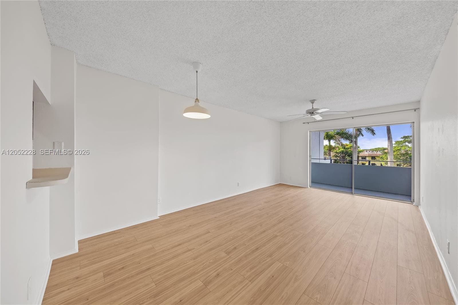 7900 CAMINO CR 303 photo 5