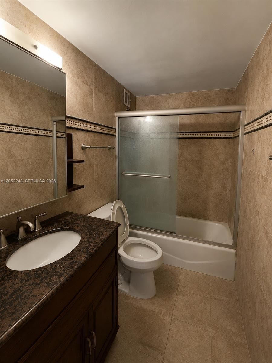 4747 Collins Ave 708 photo 3