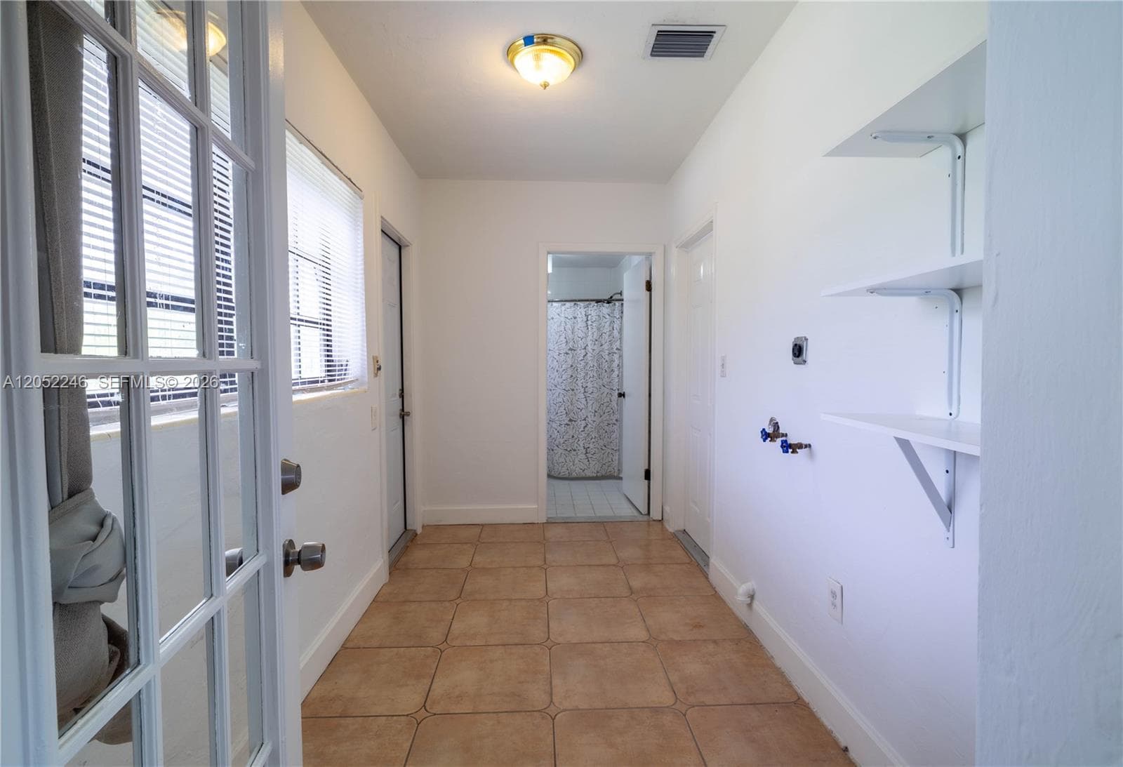 740 Jeronimo Dr photo 15