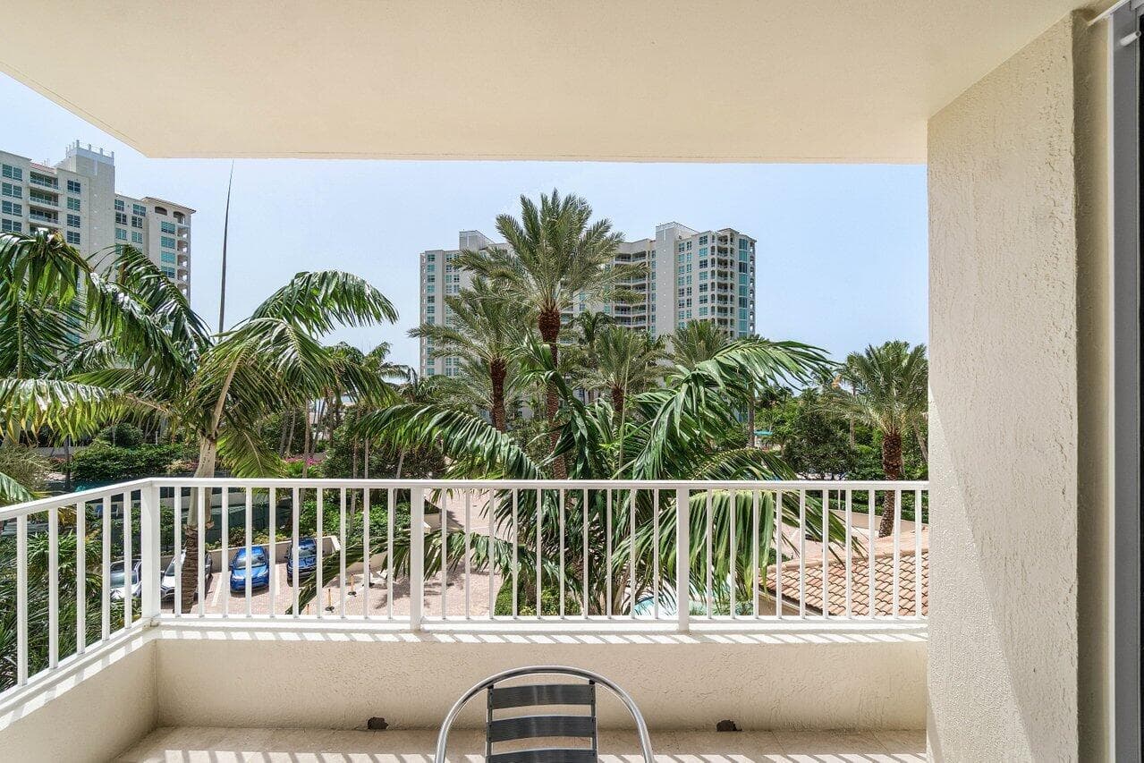 3720 S Ocean Boulevard 406 photo 23