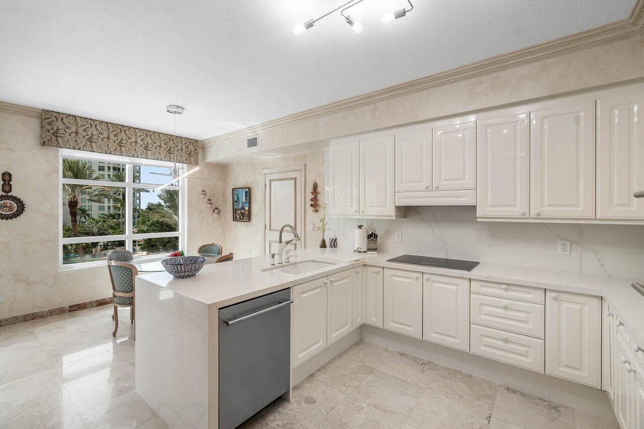 3720 S Ocean Boulevard 406 photo 13