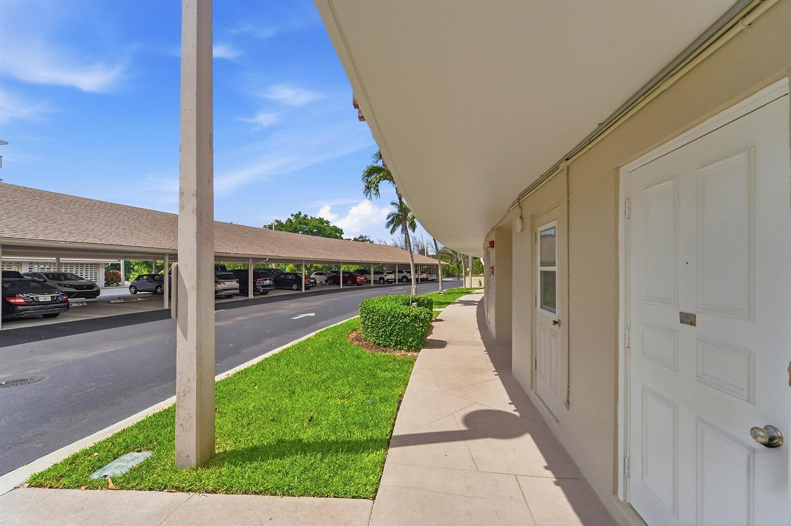 1427 E Hillsboro Boulevard 123 photo 6