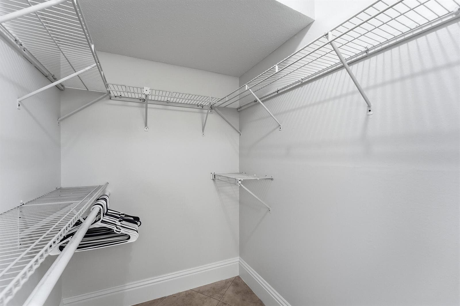 1427 E Hillsboro Boulevard 123 photo 20