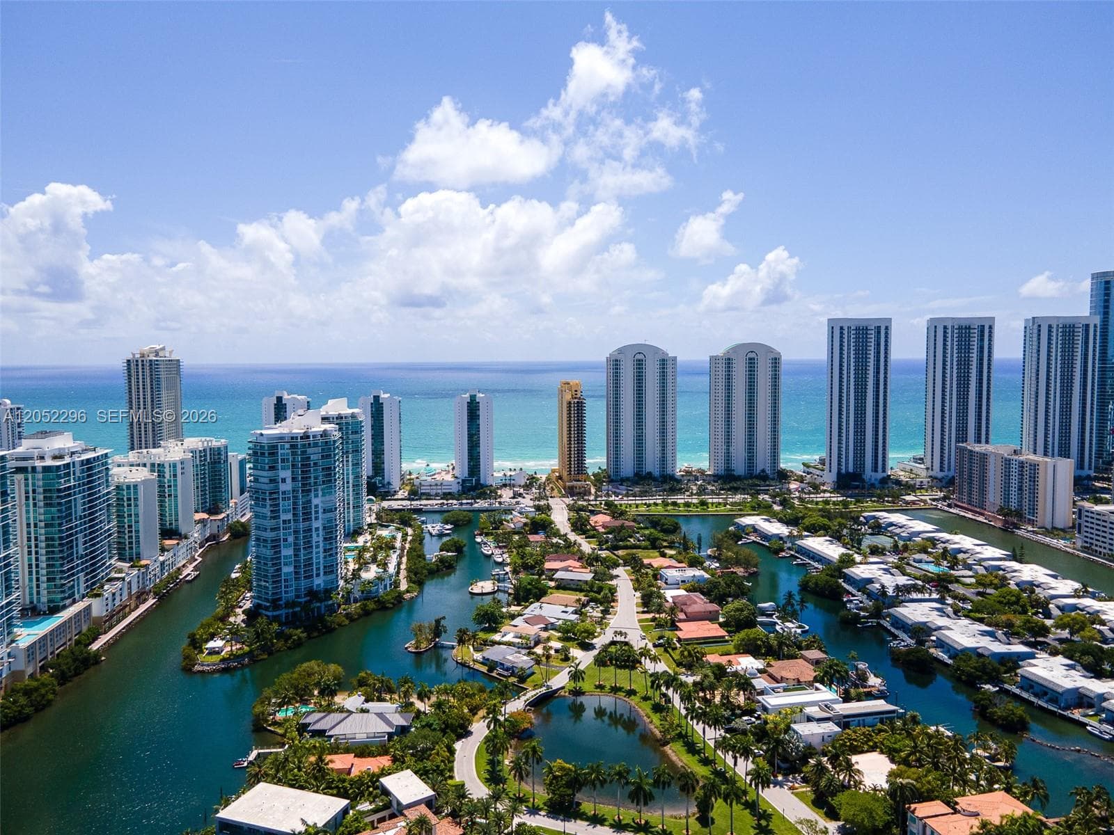 400 Sunny Isles Blvd 1604 photo 3