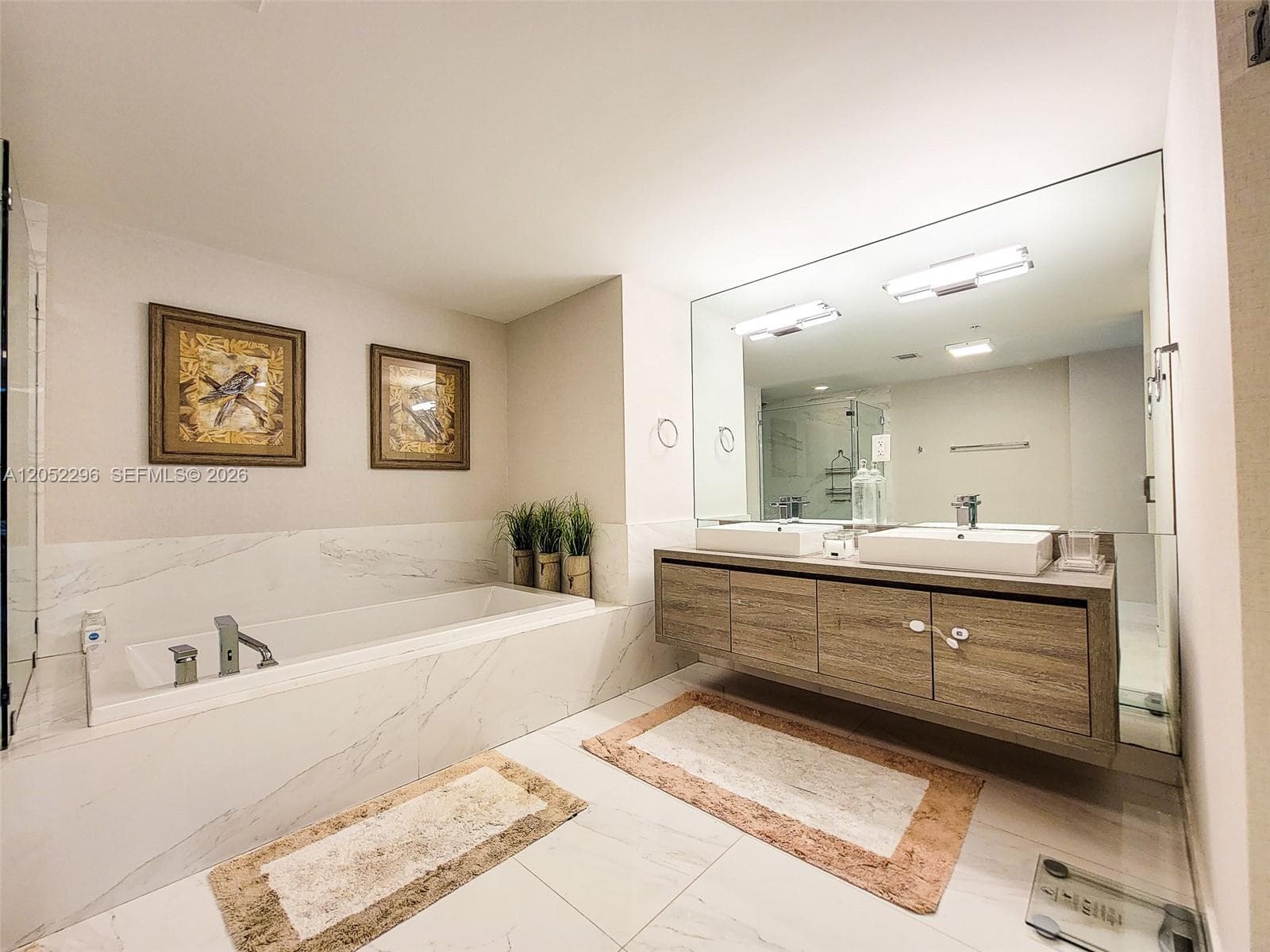 400 Sunny Isles Blvd 1604 photo 15