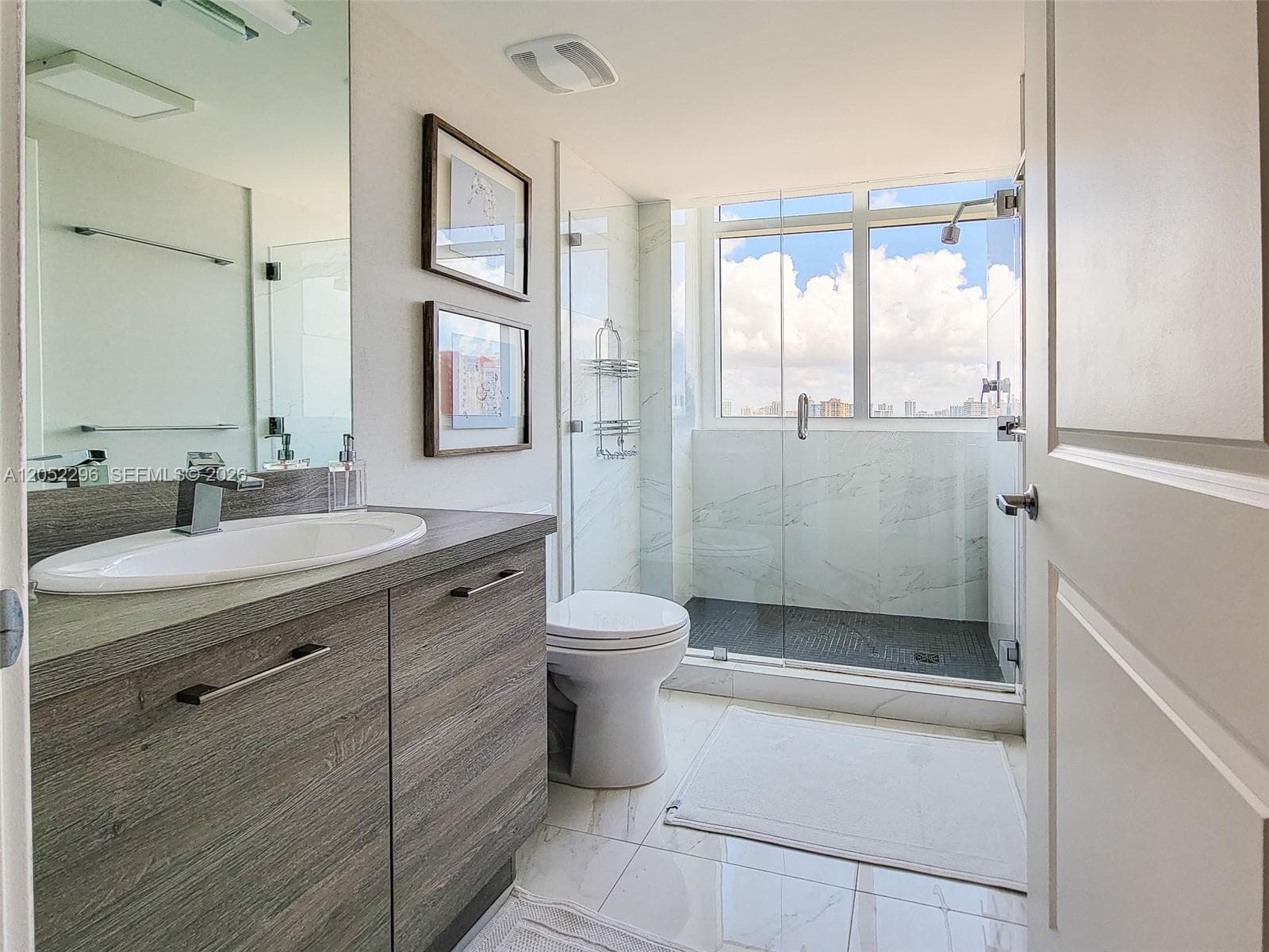 400 Sunny Isles Blvd 1604 photo 19