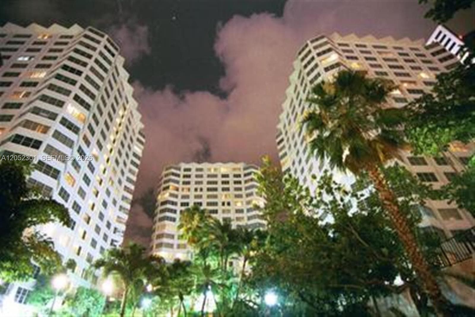 801 Brickell Bay Dr 1265 photo 20
