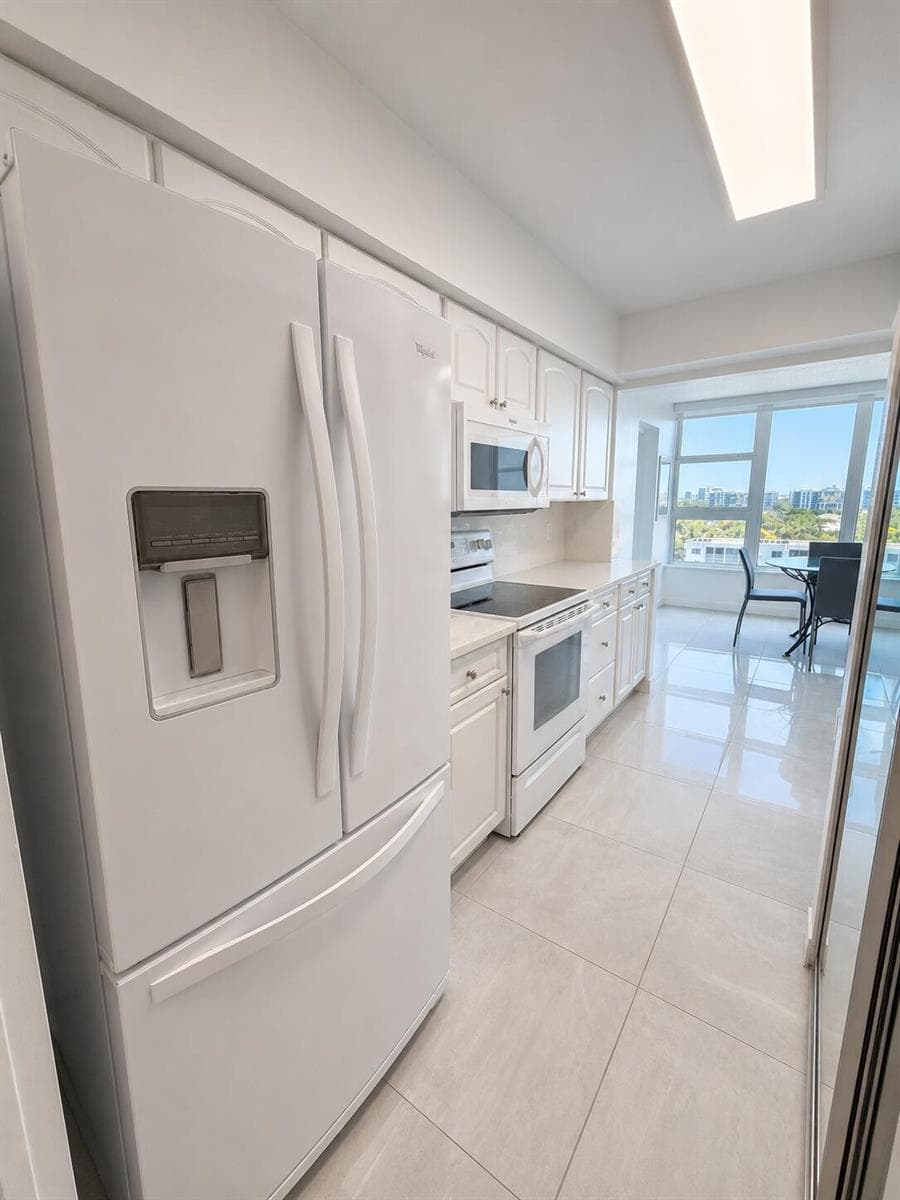 1620 S Ocean Boulevard 8H photo 14