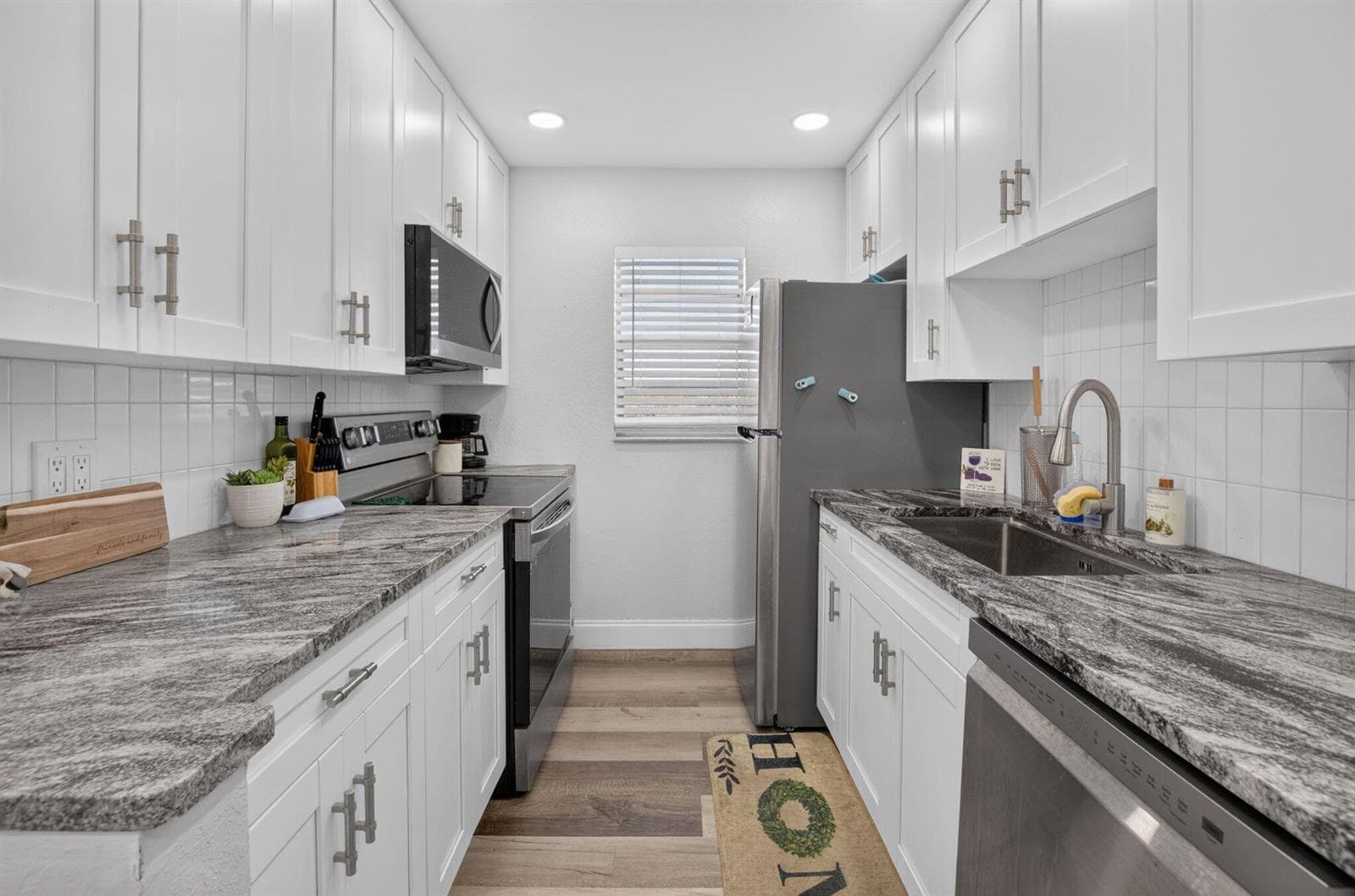 689 NE 6th Court 4030 photo 5