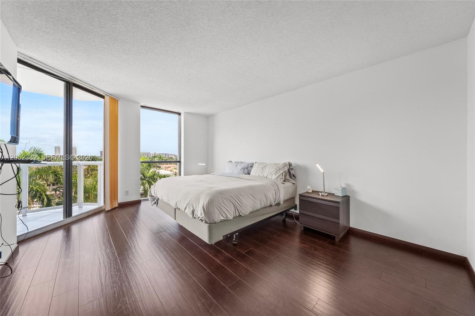 3598 Yacht Club Dr 601+DEN photo 20