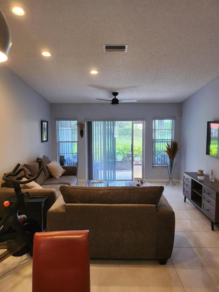 8951 Sunnywood Place B photo 16