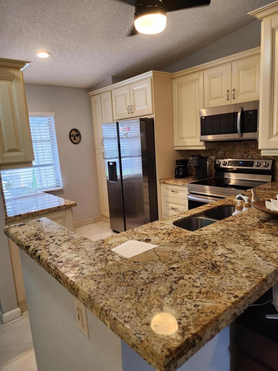 8951 Sunnywood Place B photo 7