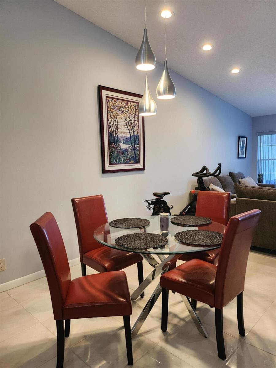 8951 Sunnywood Place B photo 20