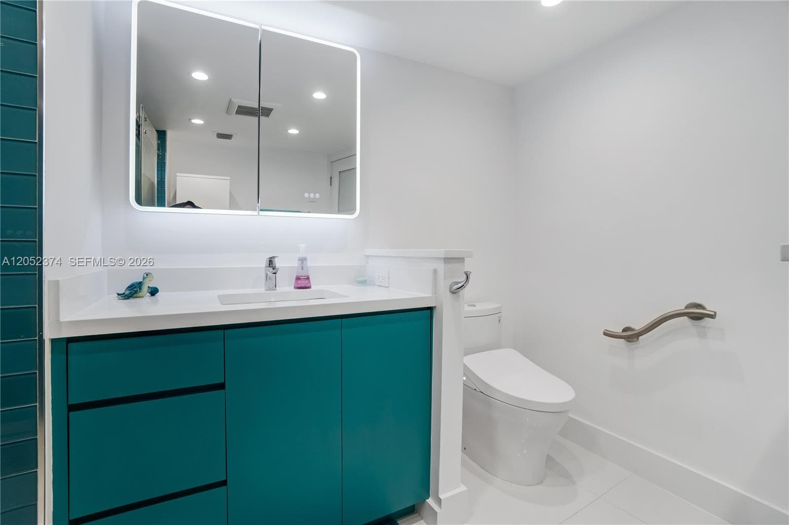 4100 Galt Ocean Dr 404 photo 7