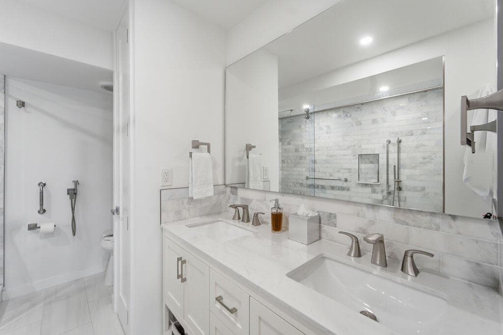 1208 Marine Way G13 photo 17