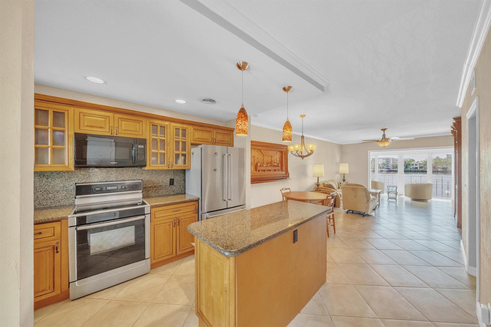 711 NE Harbour Terrace 409 photo 6