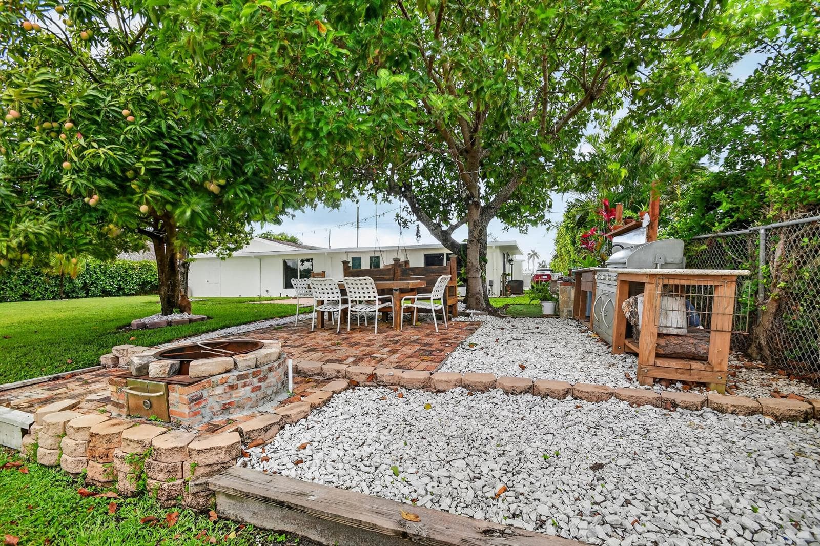 7951 W Lake Drive photo 16