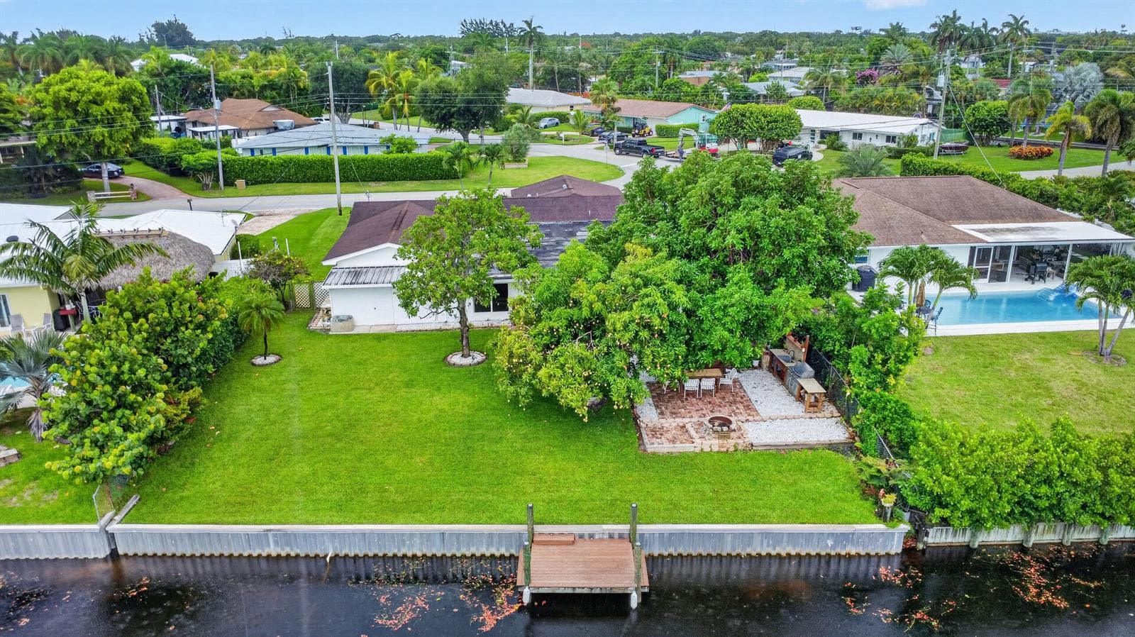 7951 W Lake Drive photo 5
