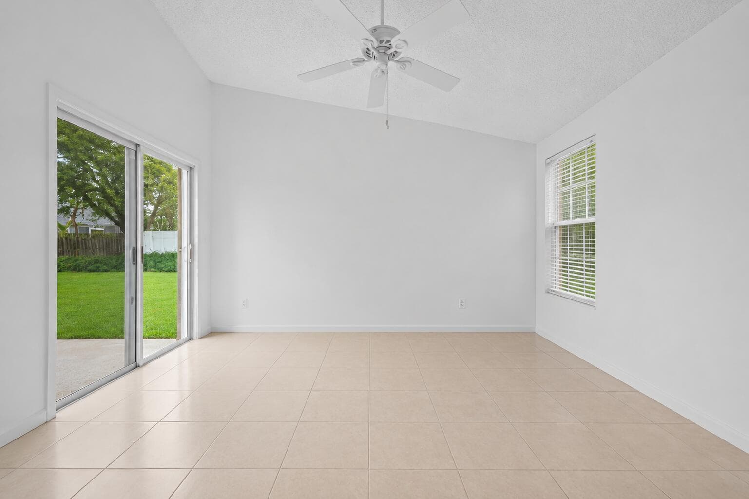 6397 Garrett Street photo 13