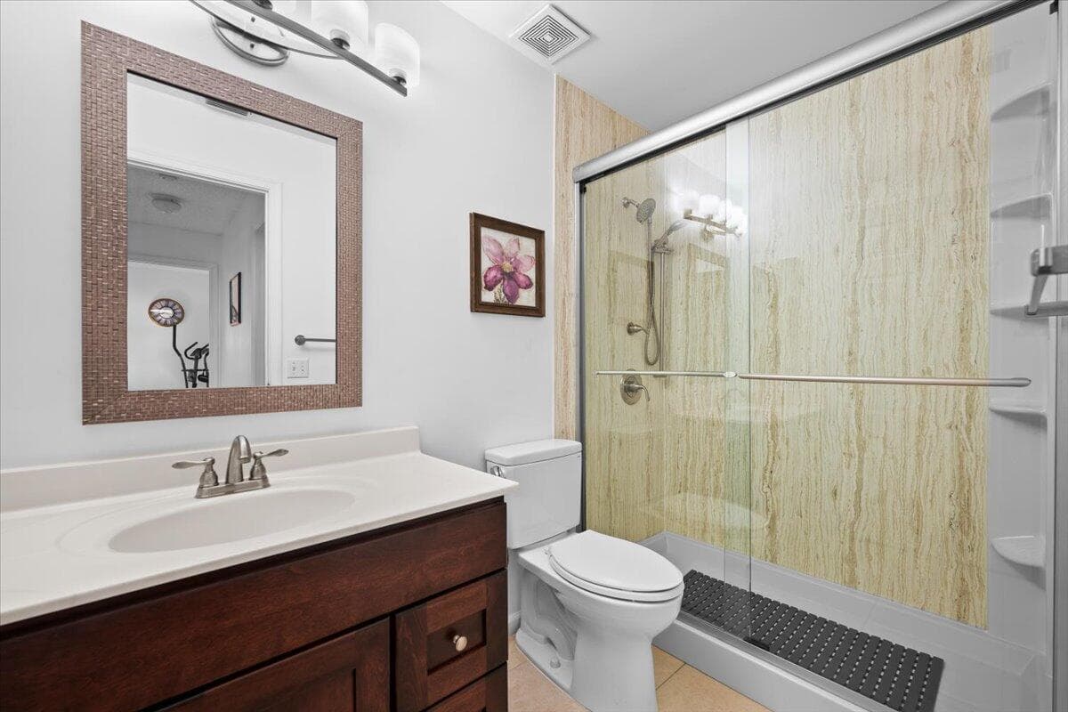 6397 Garrett Street photo 17