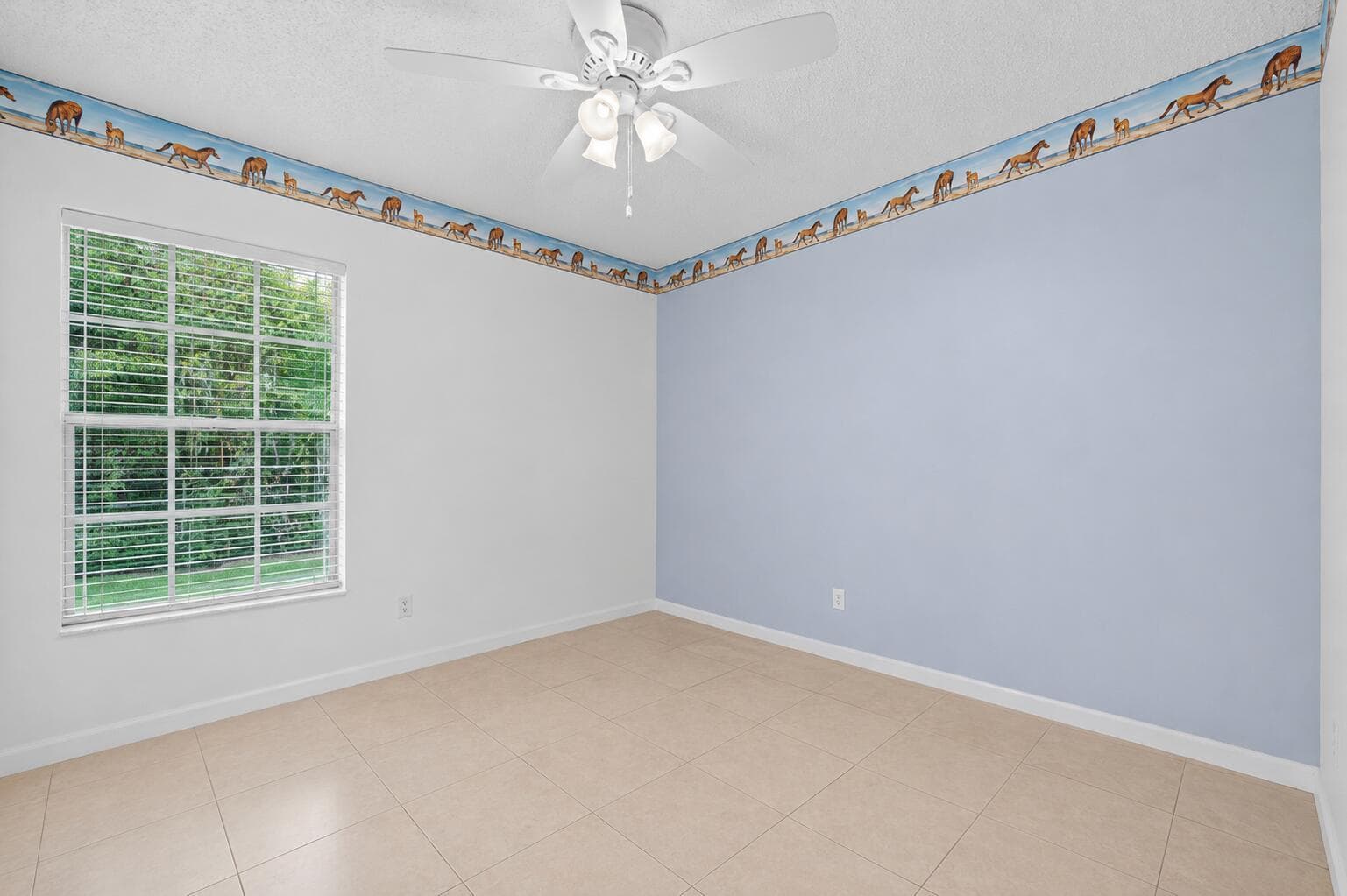 6397 Garrett Street photo 16