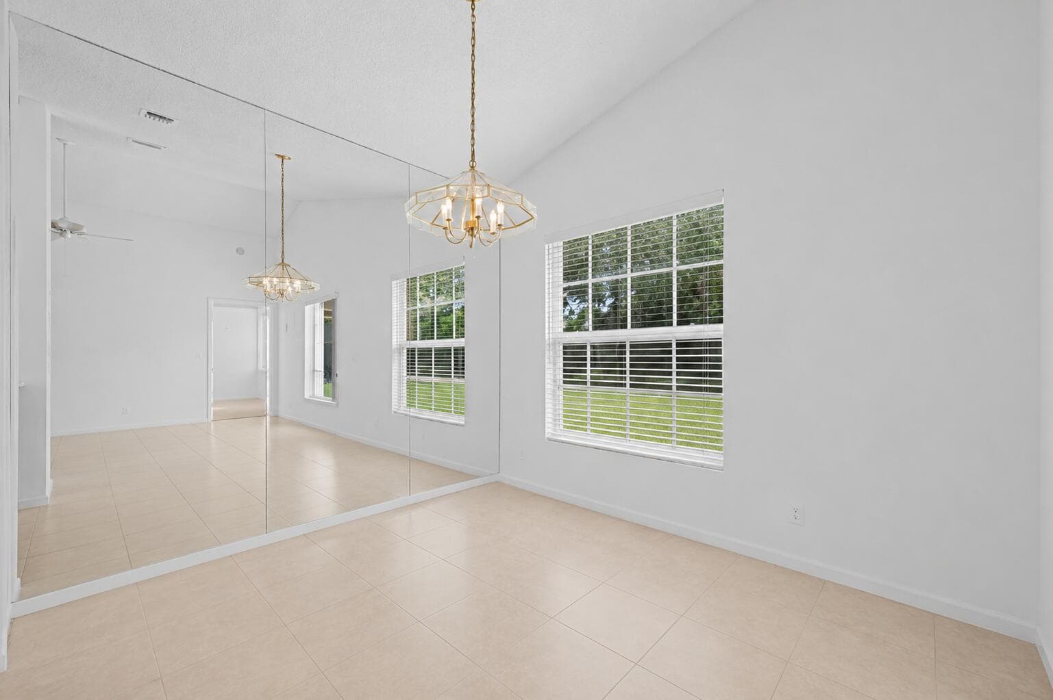 6397 Garrett Street photo 7