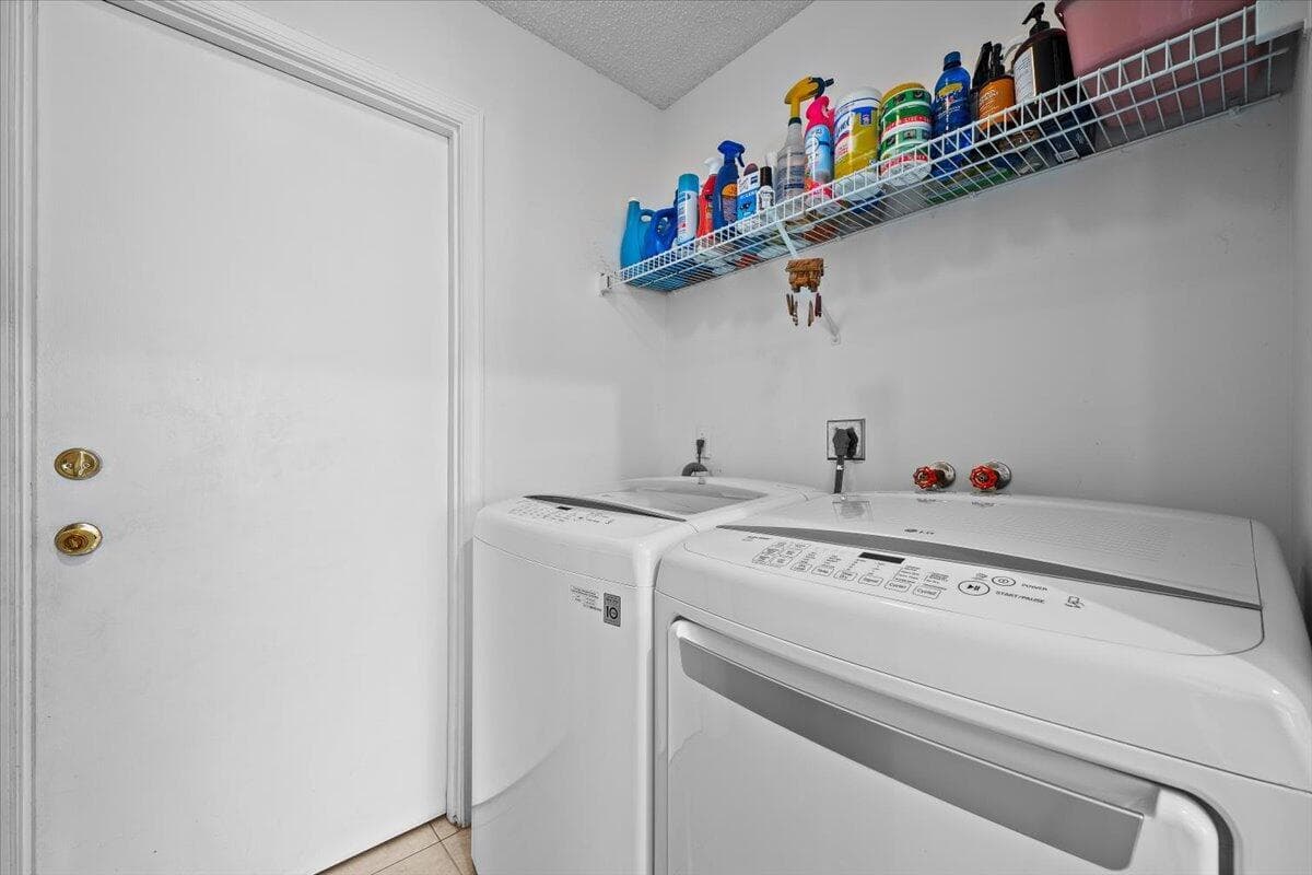 6397 Garrett Street photo 19