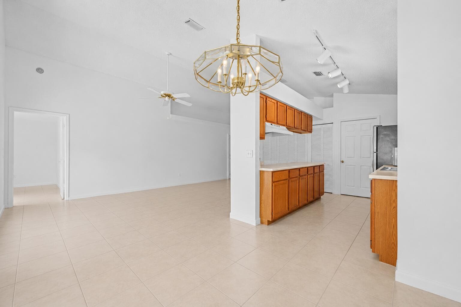 6397 Garrett Street photo 8