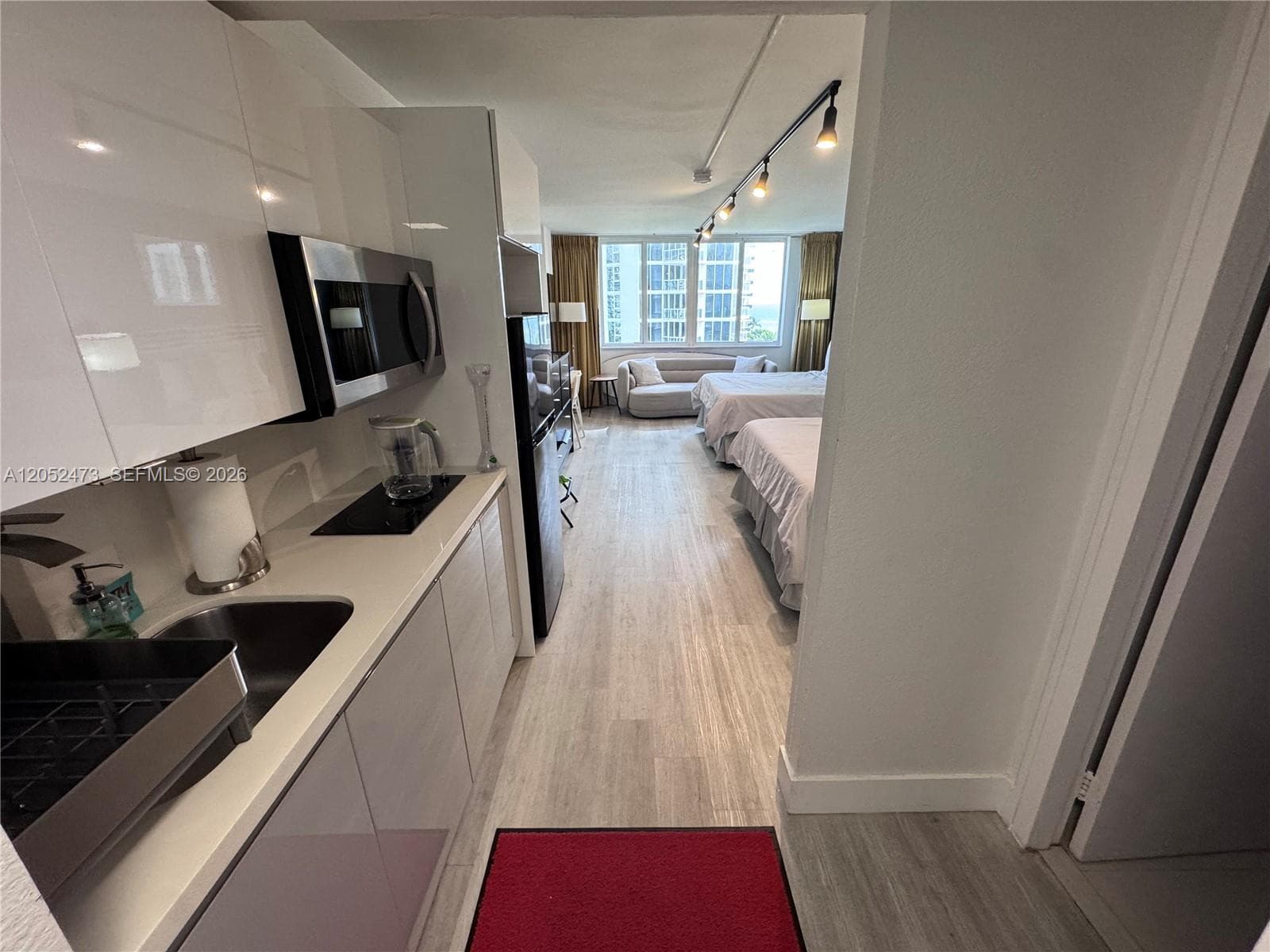 19201 Collins Ave 718 photo 1