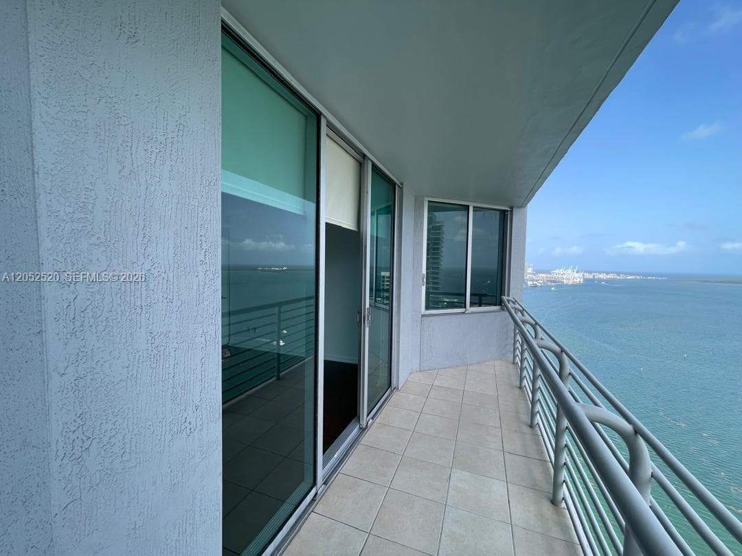 335 S Biscayne Blvd 3507 photo 17