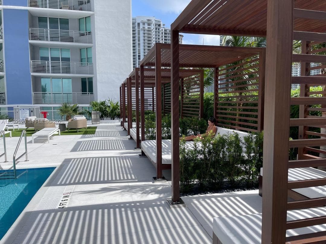 335 S Biscayne Blvd 3507 photo 24