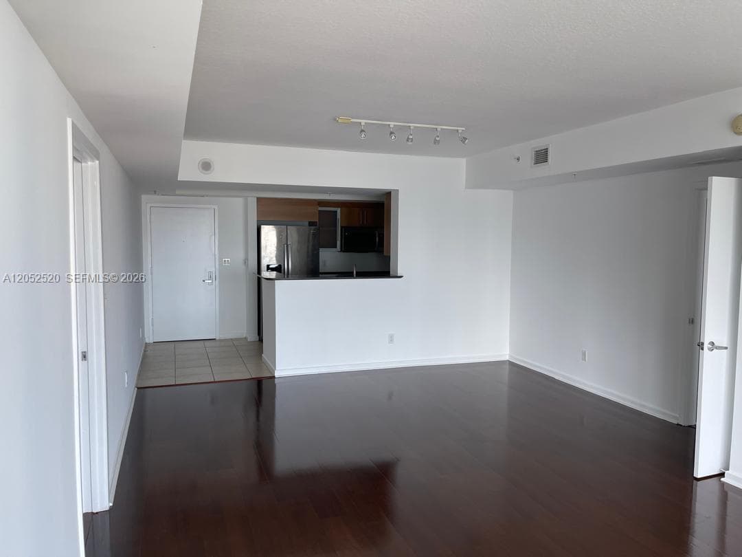 335 S Biscayne Blvd 3507 photo 8