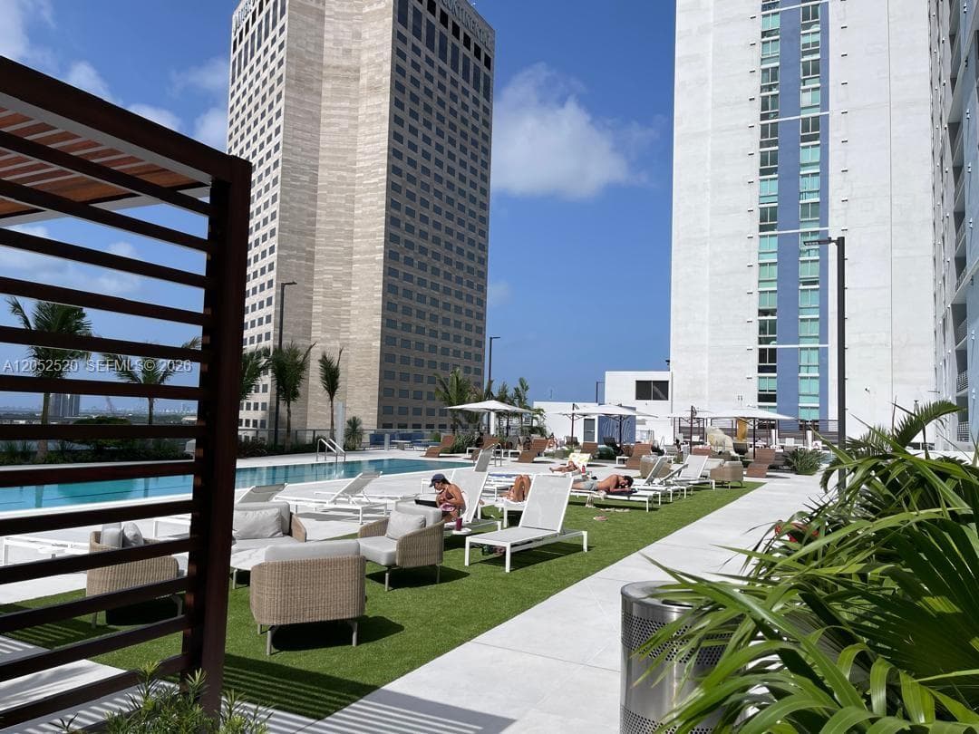 335 S Biscayne Blvd 3507 photo 25