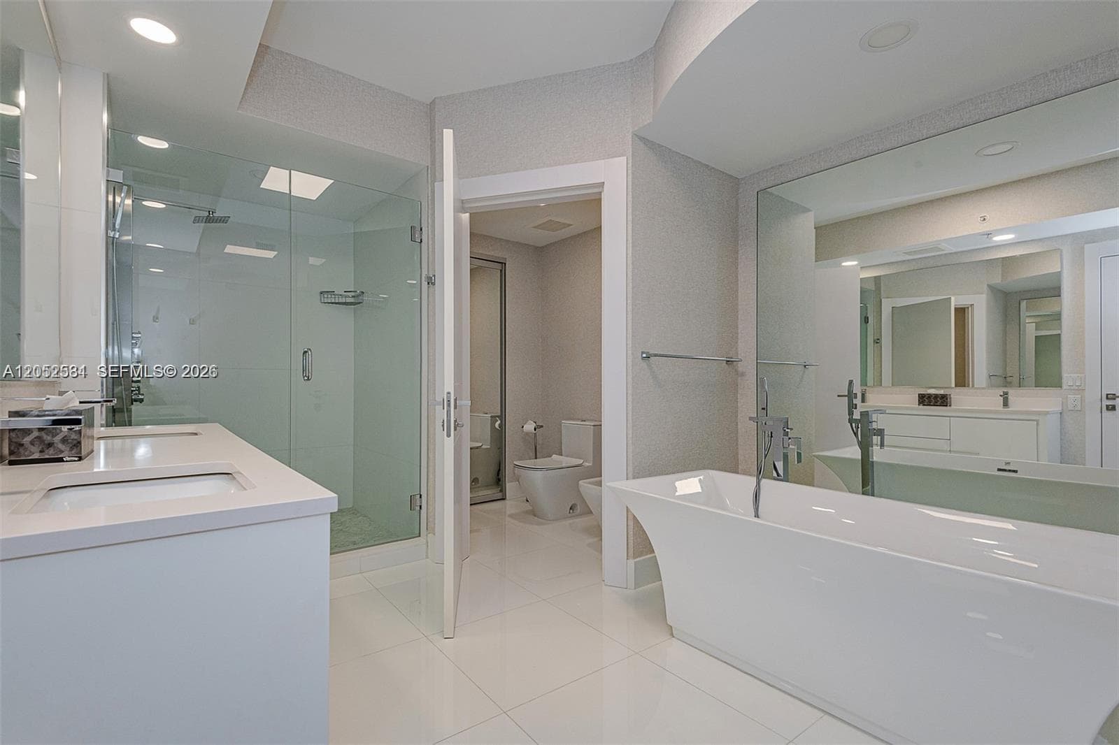 18201 Collins Ave 1101 photo 11