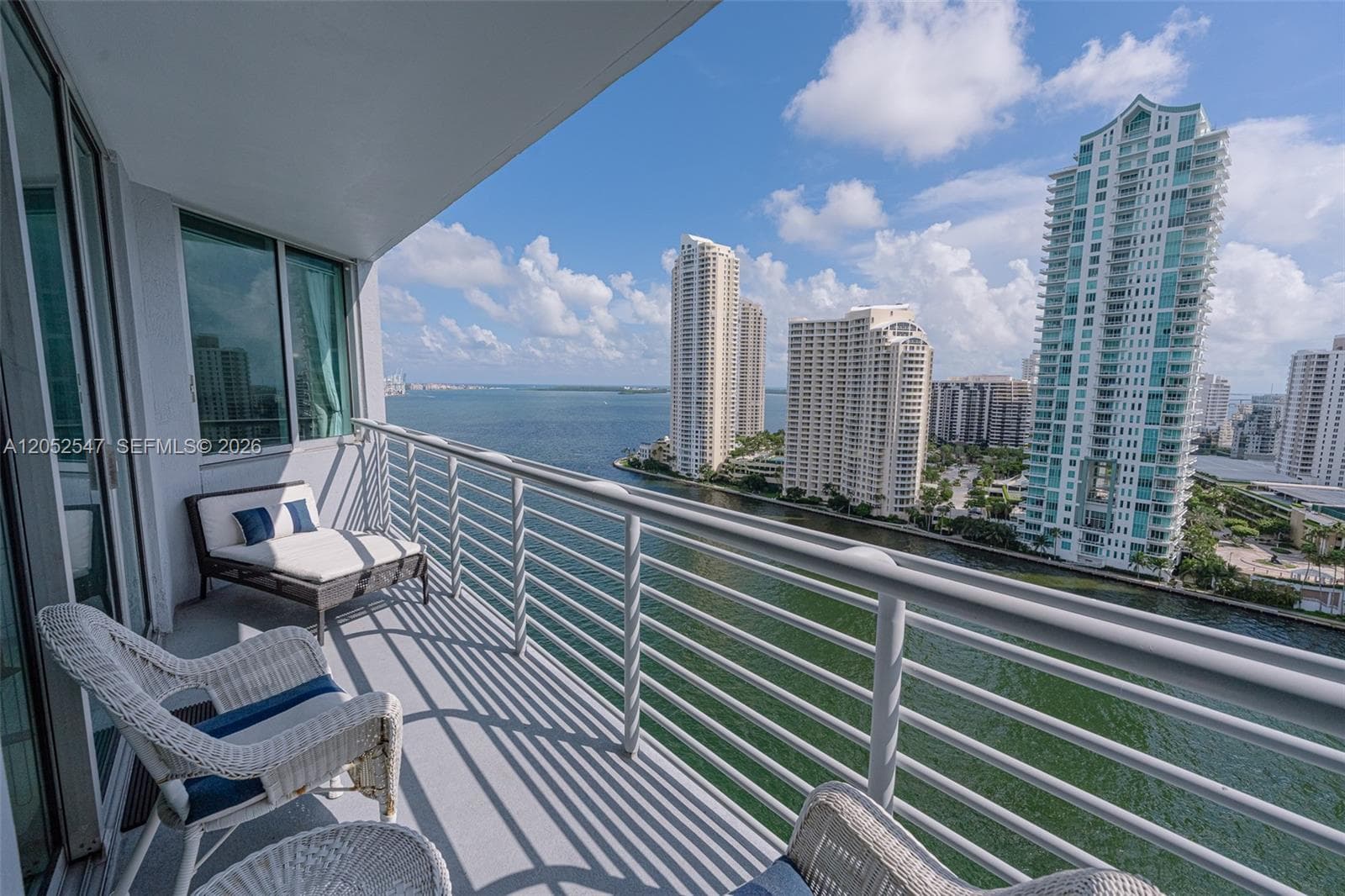 325 S Biscayne Blvd 2119 photo 5