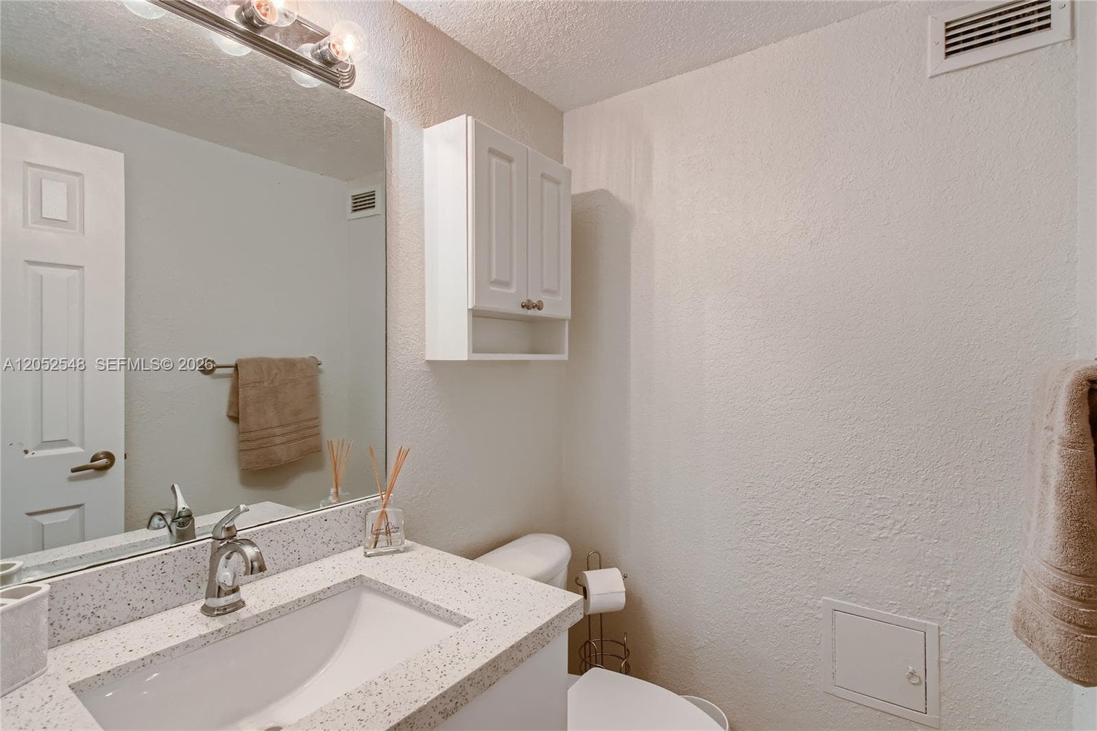 2501 S Ocean Dr 316 photo 6