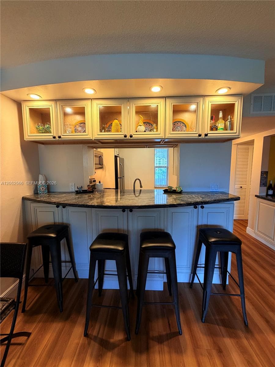 1889 S Ocean Dr 406 photo 6