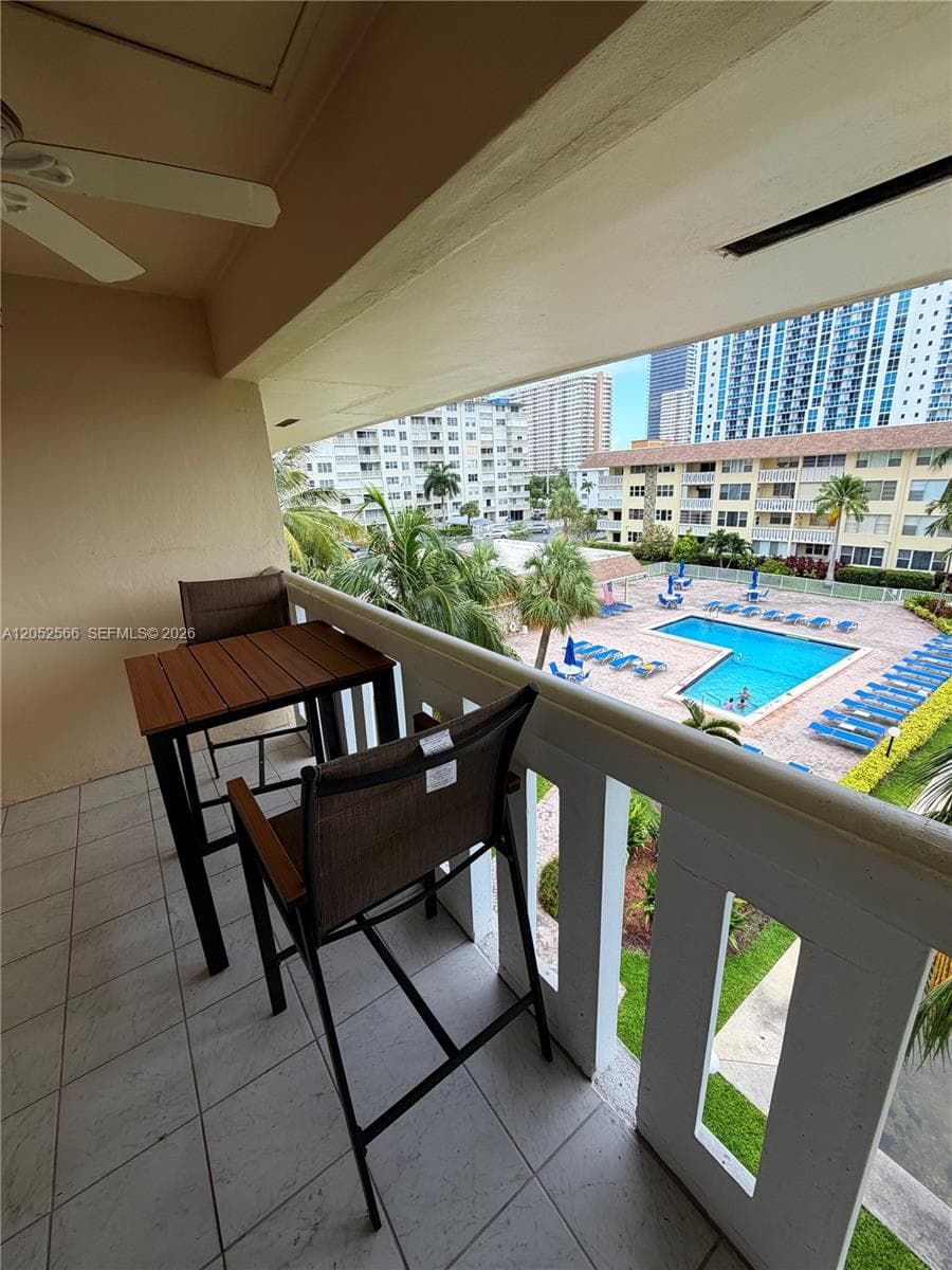 1889 S Ocean Dr 406 photo 14