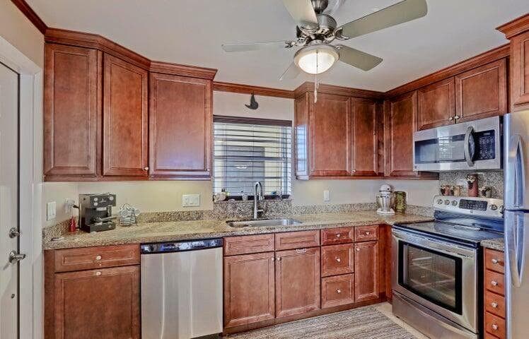 501 LAKE SHORE Drive 206 photo 23