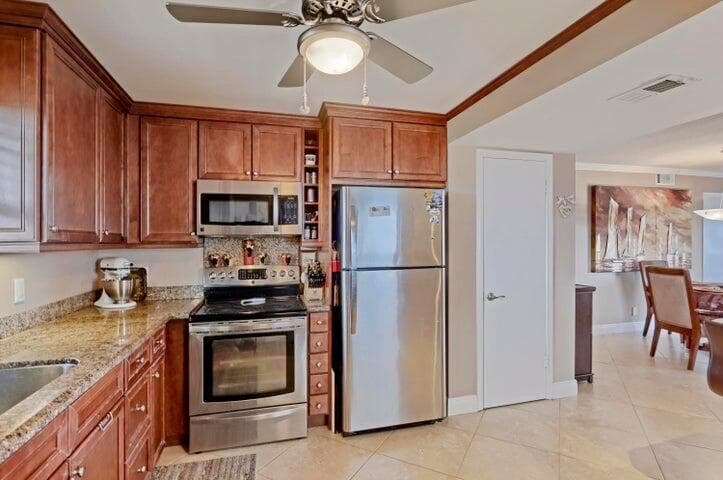 501 LAKE SHORE Drive 206 photo 24