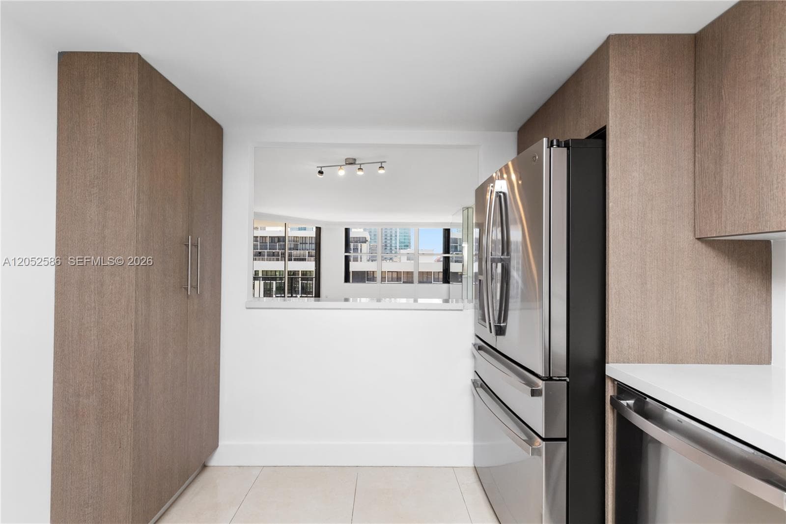 1901 Brickell Ave B1903 photo 23