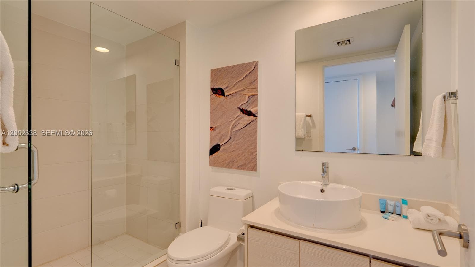 2602 E Hallandale Beach Blvd R2404 photo 20