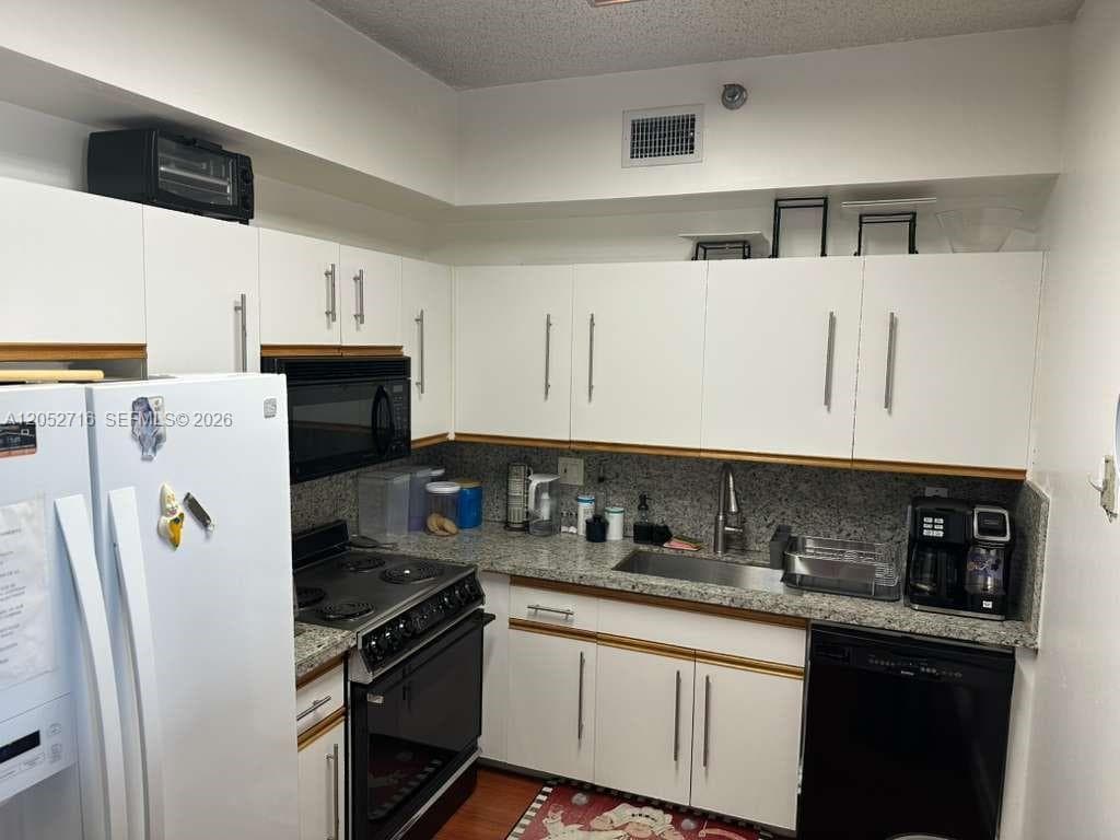 3400 NE 192nd St PH7 photo 5