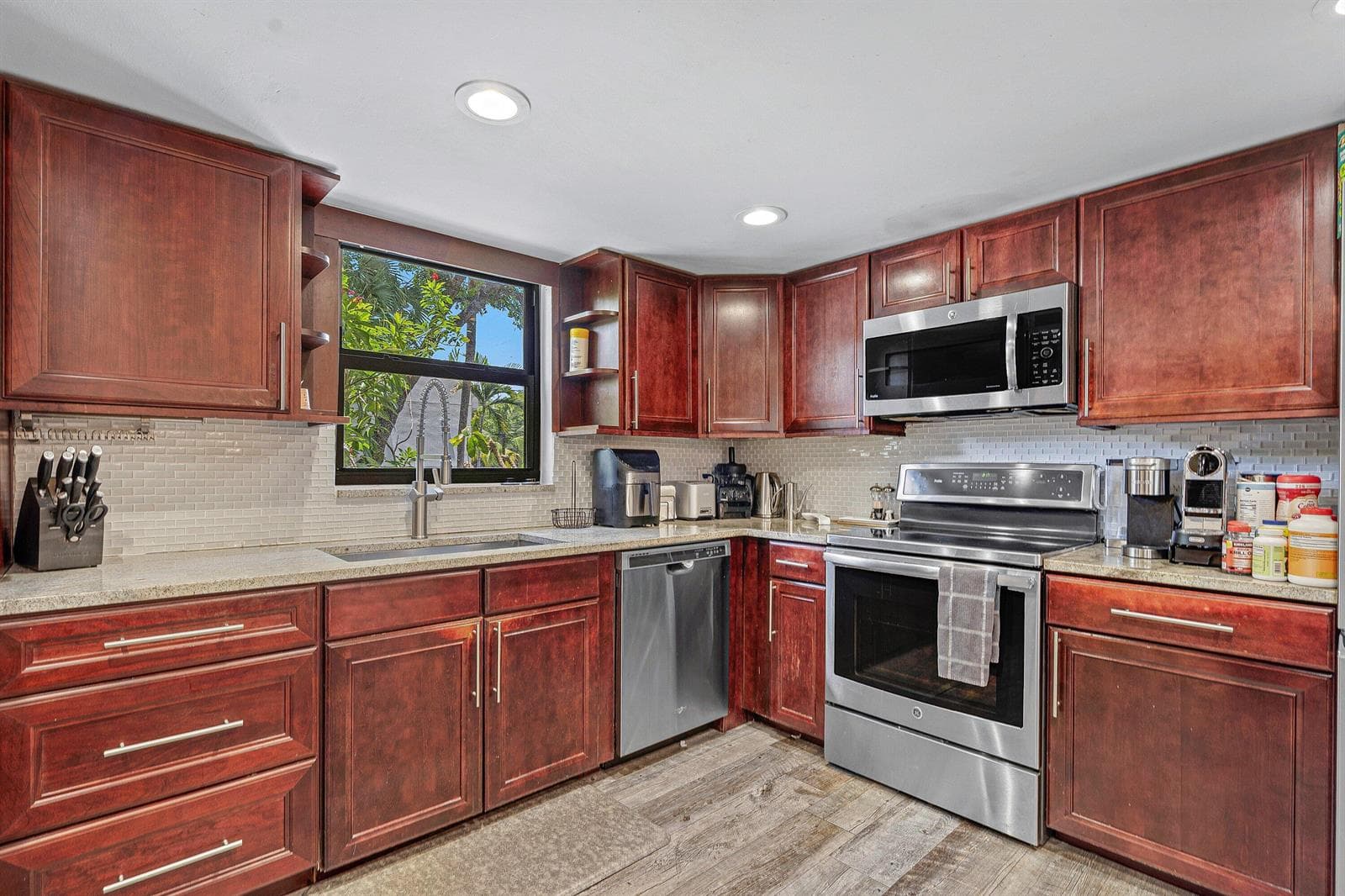 277 N OCEAN Boulevard 1040 photo 4
