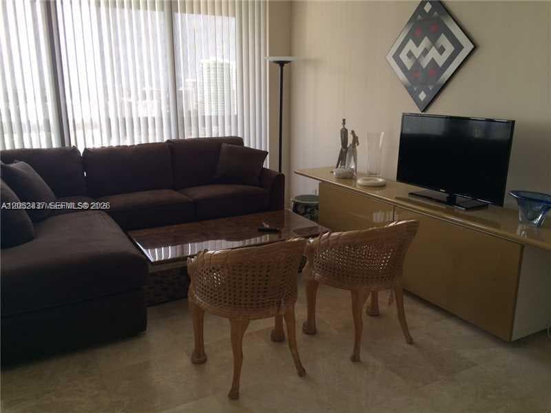 19355 TURNBERRY WY 22C photo 7