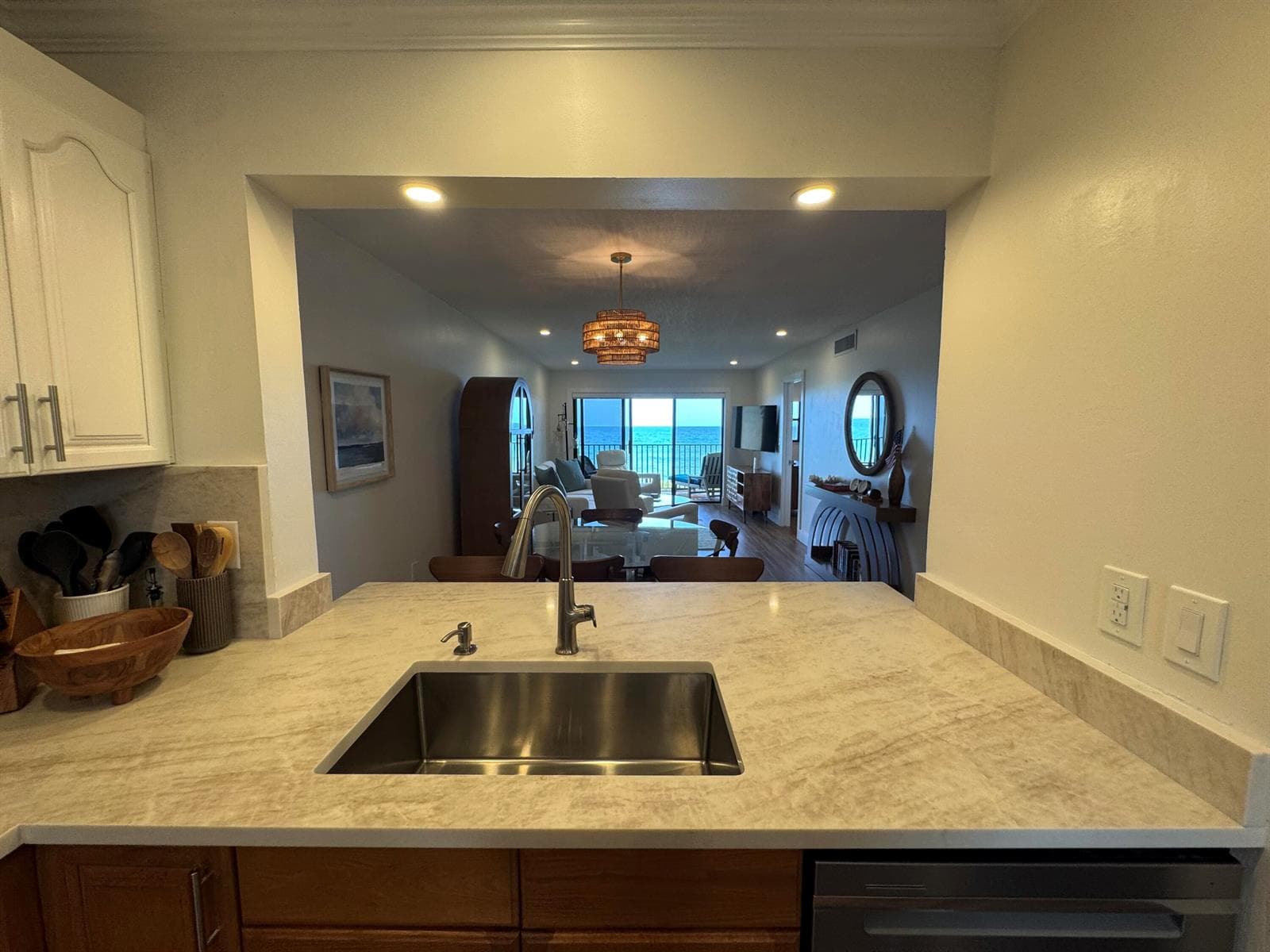 7420 S Ocean Drive 313 photo 17