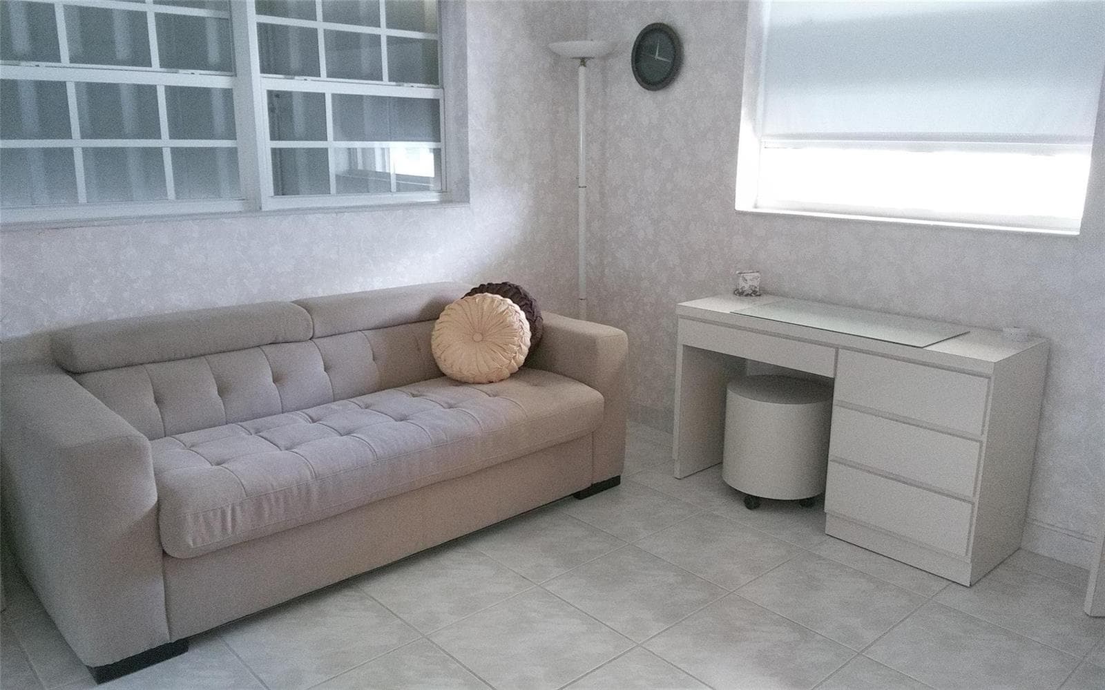 460 Paradise Isle Boulevard 301 photo 17