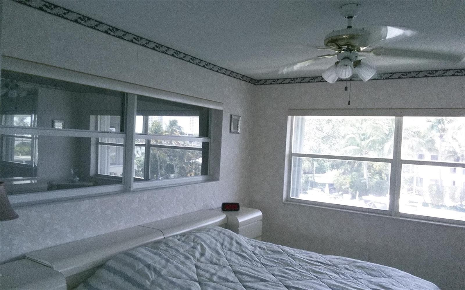460 Paradise Isle Boulevard 301 photo 12