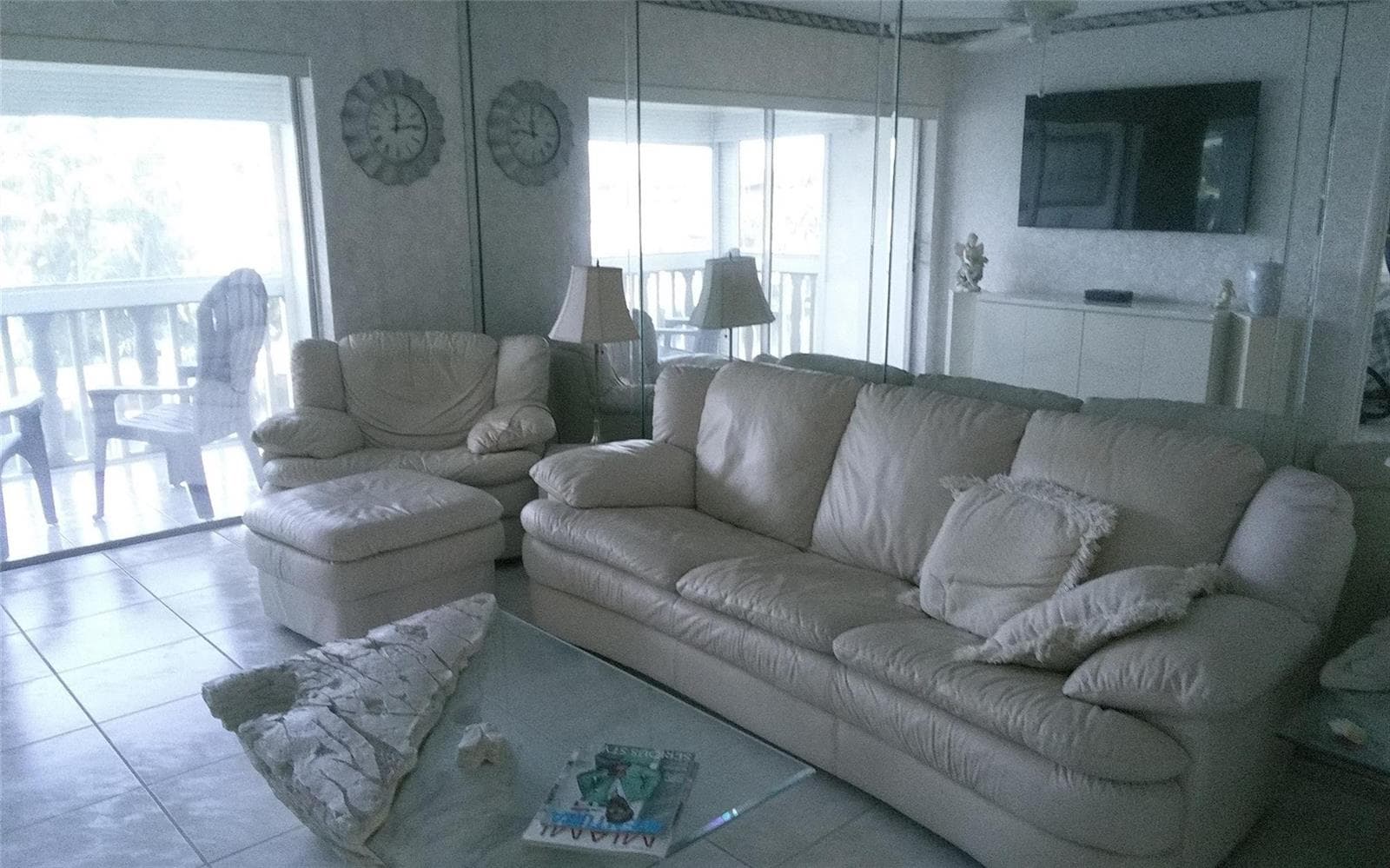 460 Paradise Isle Boulevard 301 photo 3