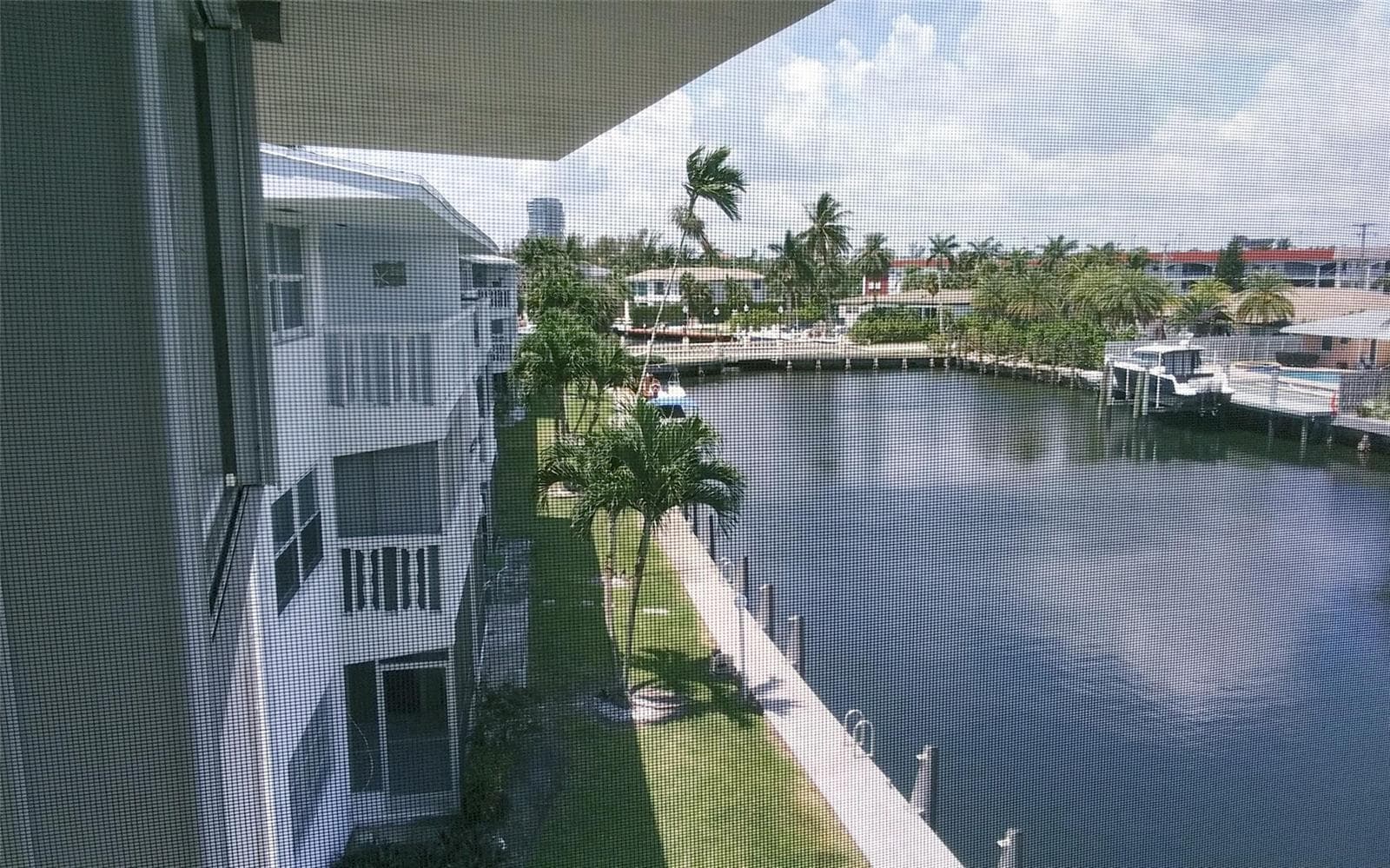 460 Paradise Isle Boulevard 301 photo 1